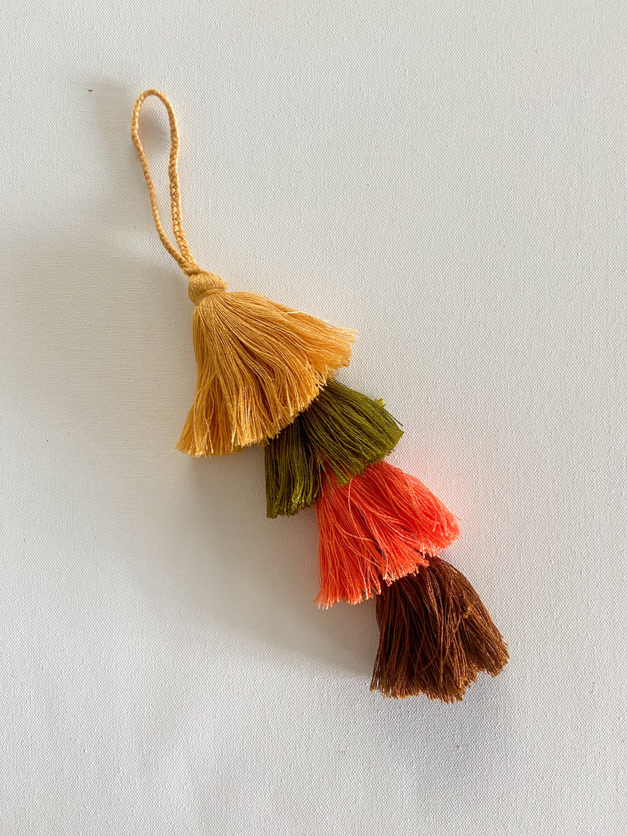 Pom Pom Tassel