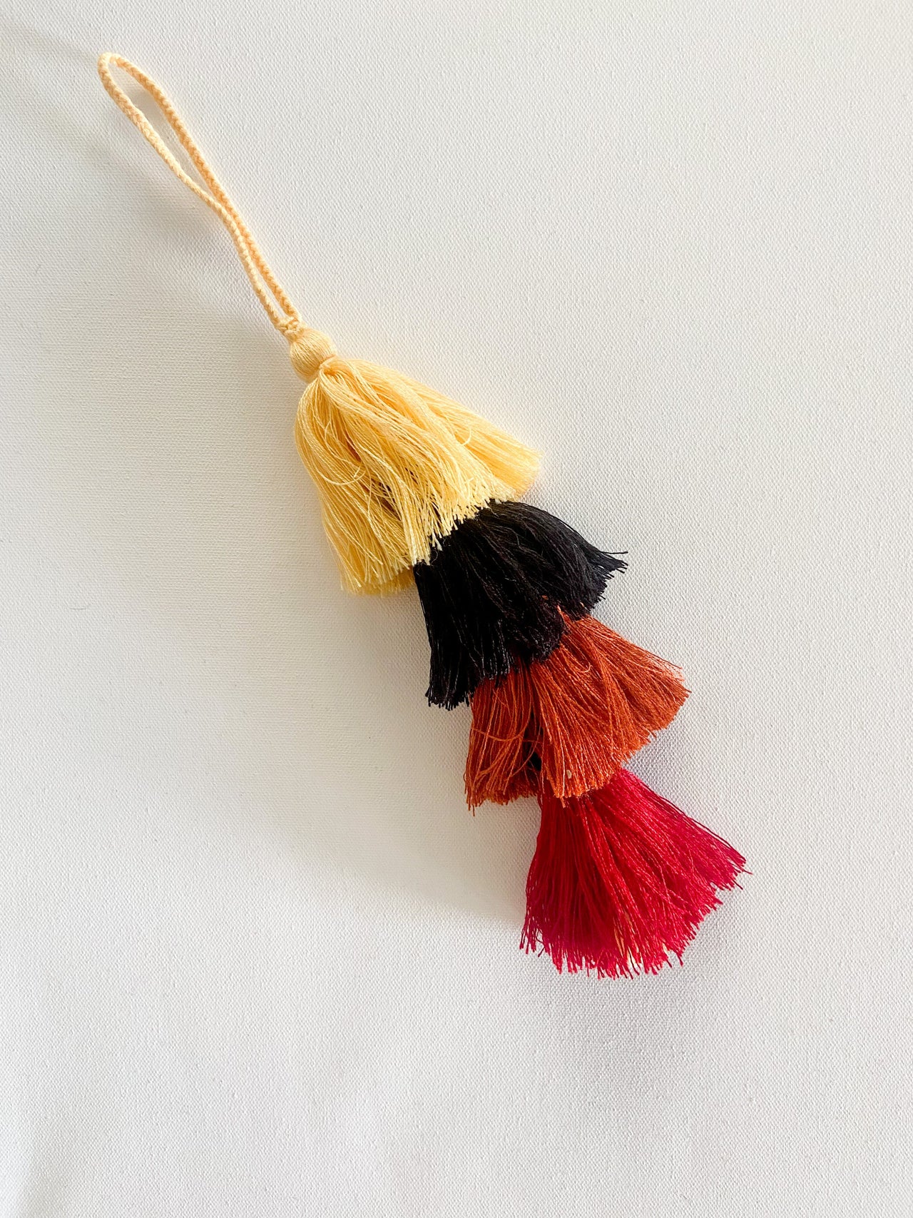 Pom Pom Tassel