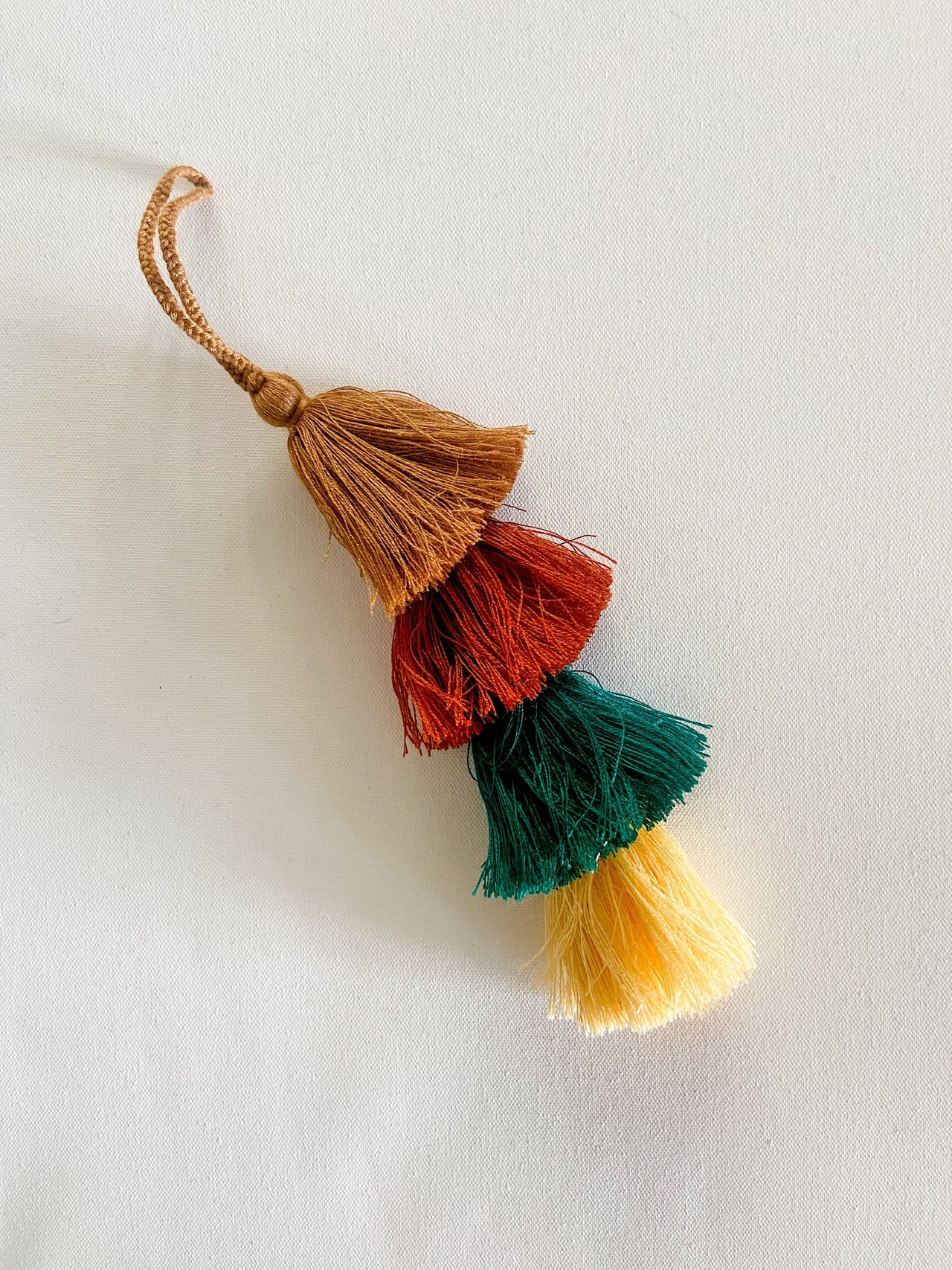 Pom Pom Tassel