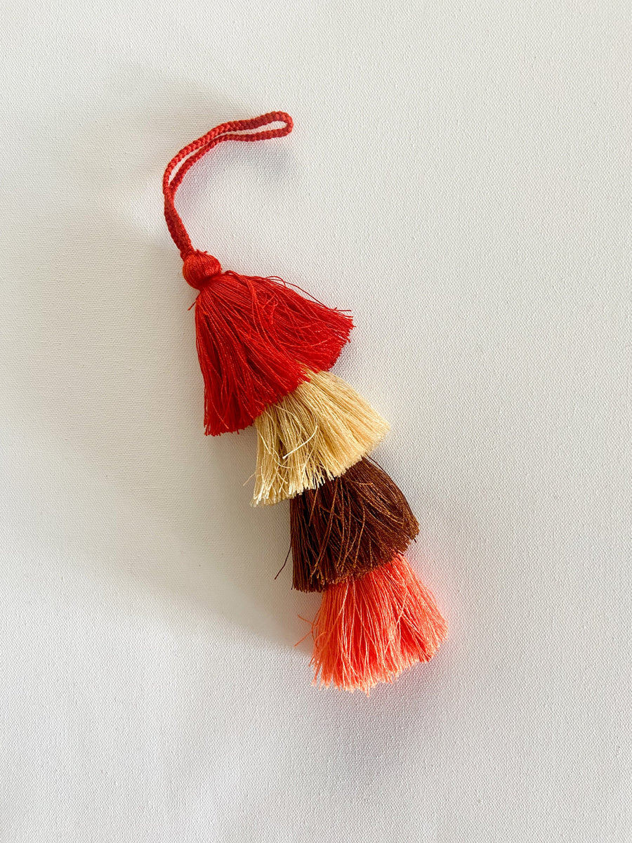 Pom Pom Tassel