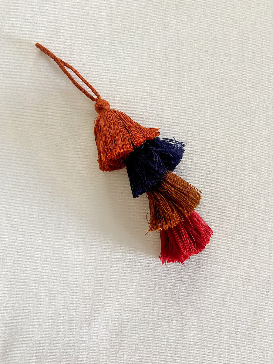 Pom Pom Tassel