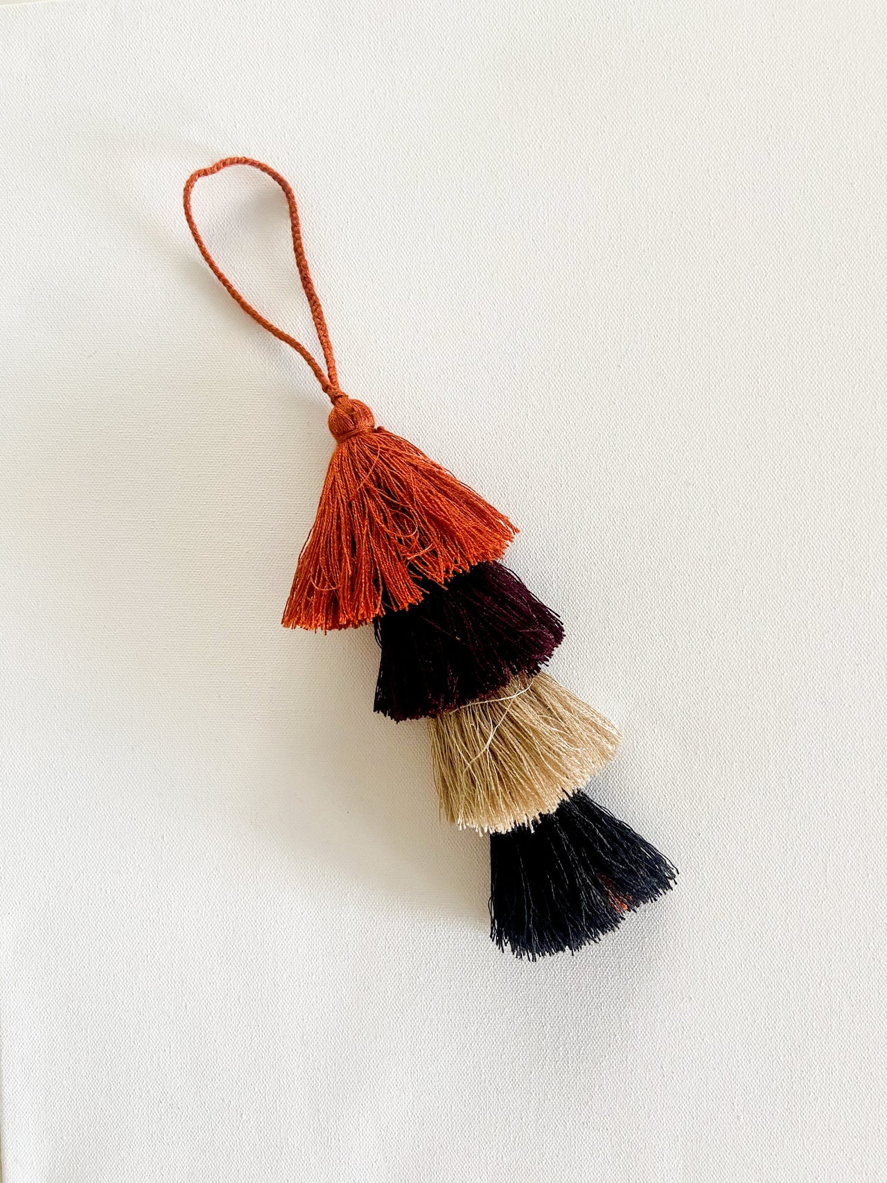 Pom Pom Tassel