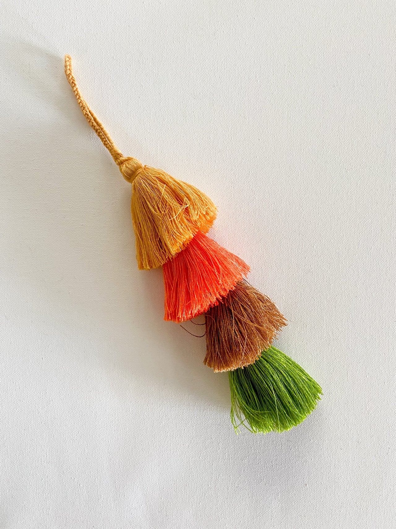 Pom Pom Tassel