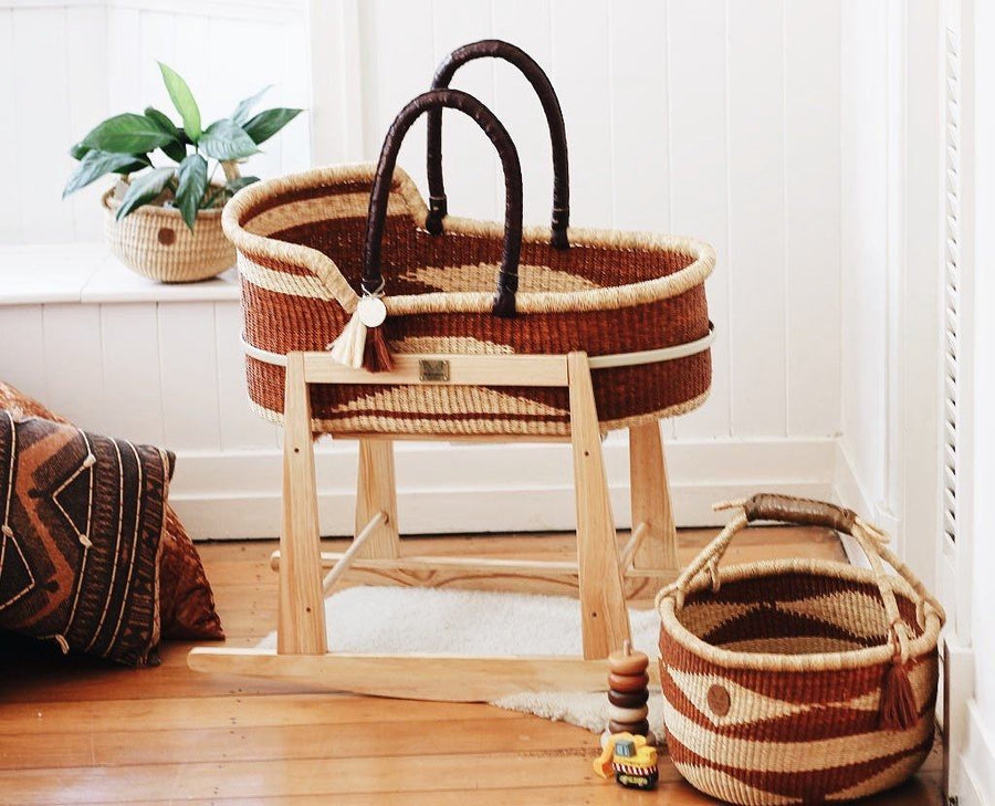 'Congo' (Brown) Moses Basket  - (mattress included)