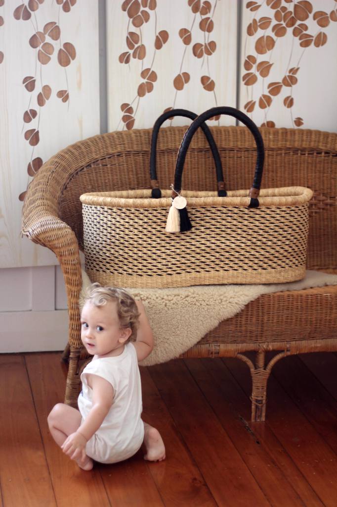 Flat top moses basket