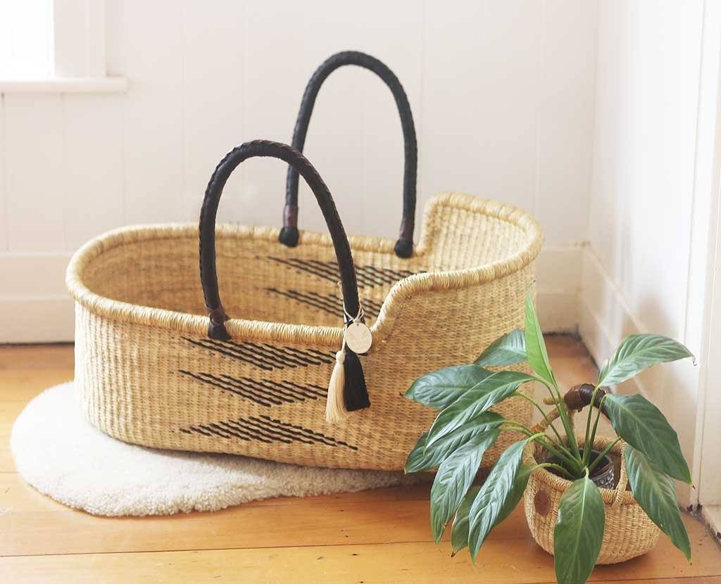 'Zen' Moses Basket  - (mattress included)