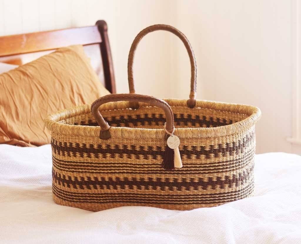 'Jabari' Brown FT Moses Basket  - (mattress included)