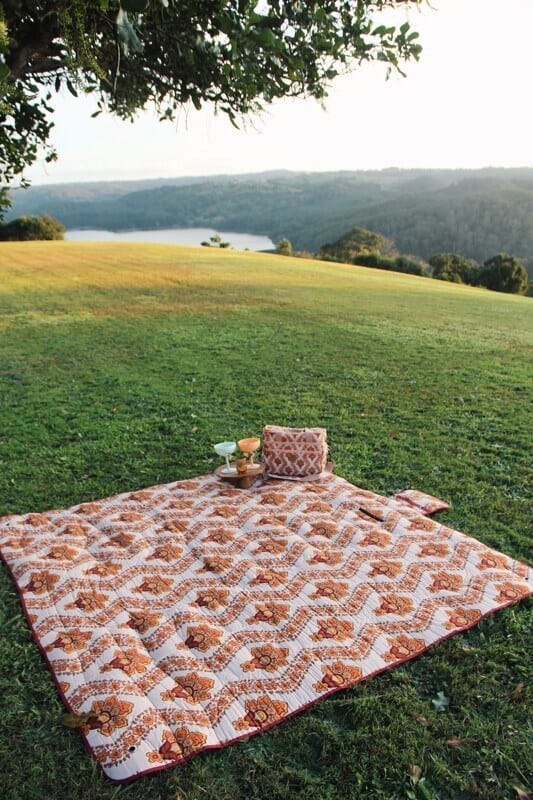 picnic rug