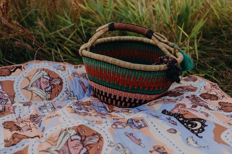 picnic rug and basket