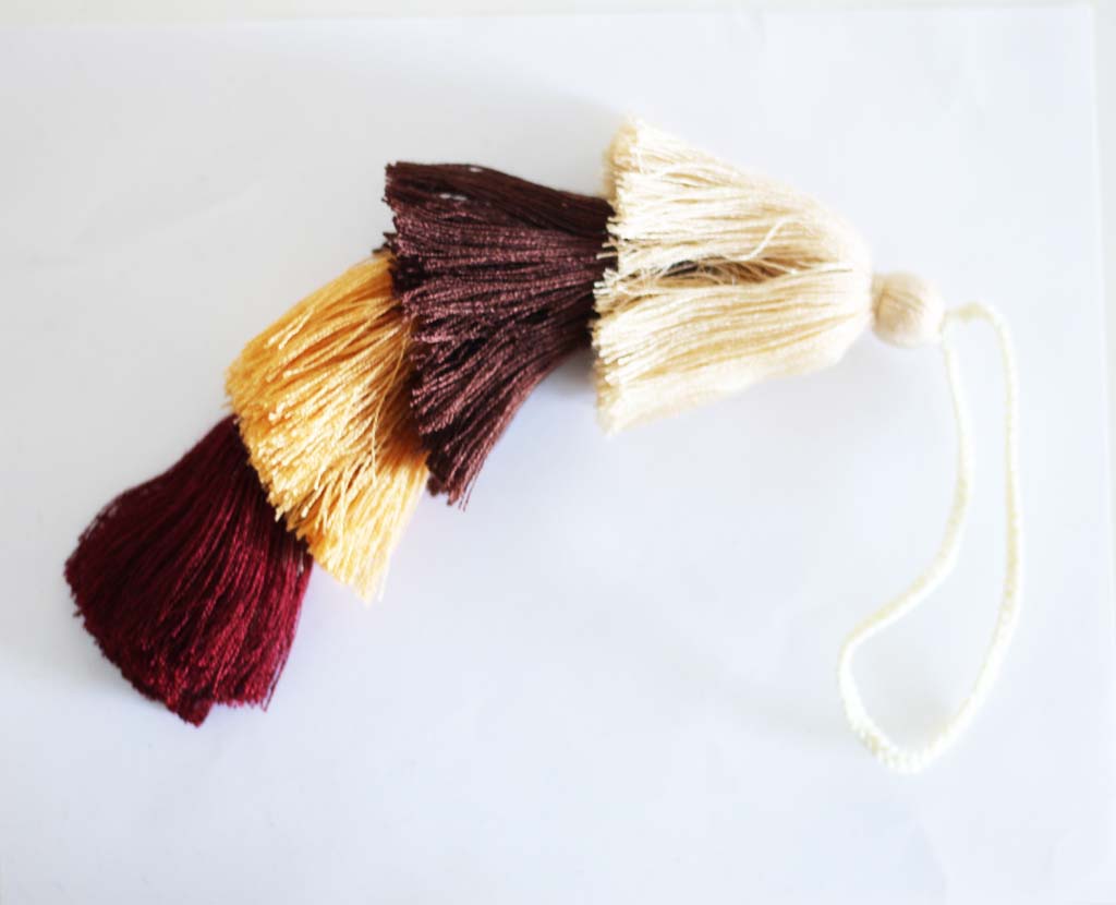 Pom Pom Tassel #219