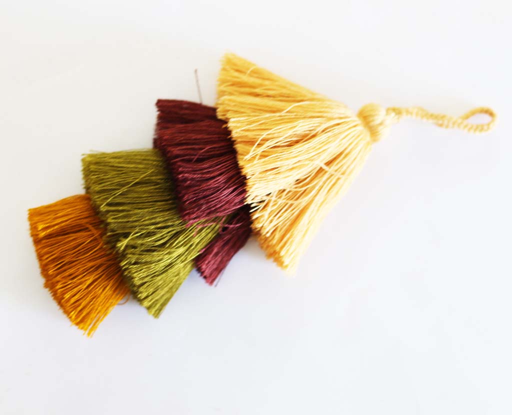 Pom Pom Tassel #221